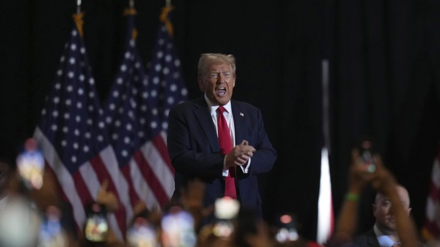 Watch live: Trump courts Latino voters at Las Vegas roundtable