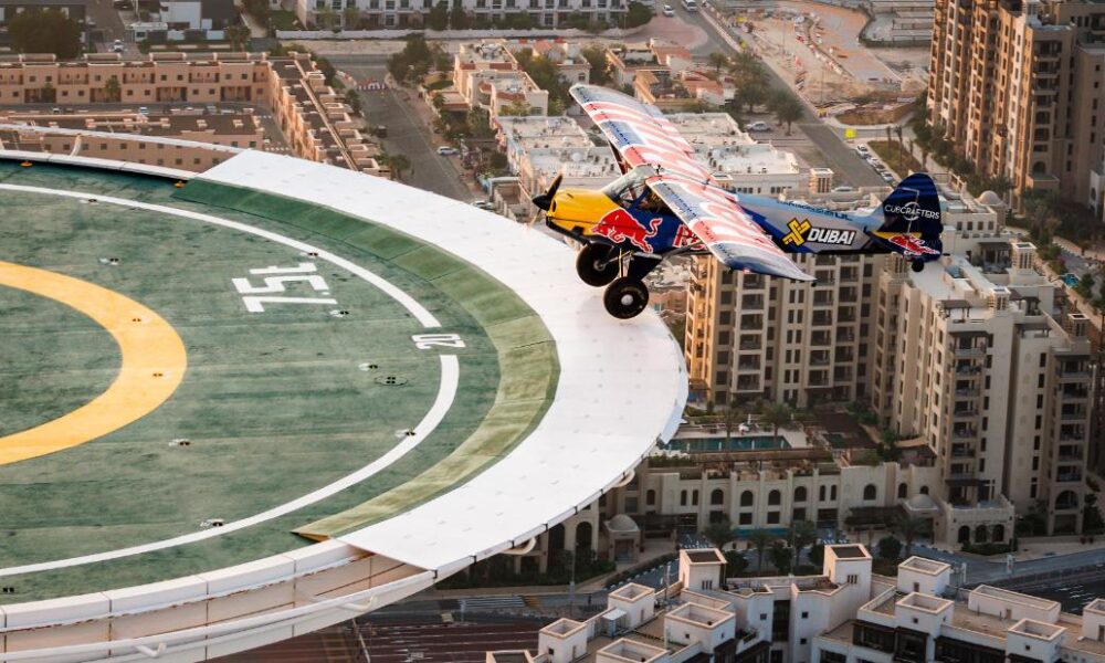 Pilot makes history after landing on top of a 56-story hotel