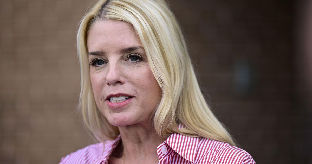 Trump chooses Pam Bondi for attorney general pick after Gaetz withdraws