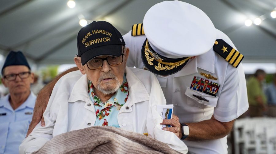 Dems, GOP come together to honor vets on Pearl Harbor attack anniversary