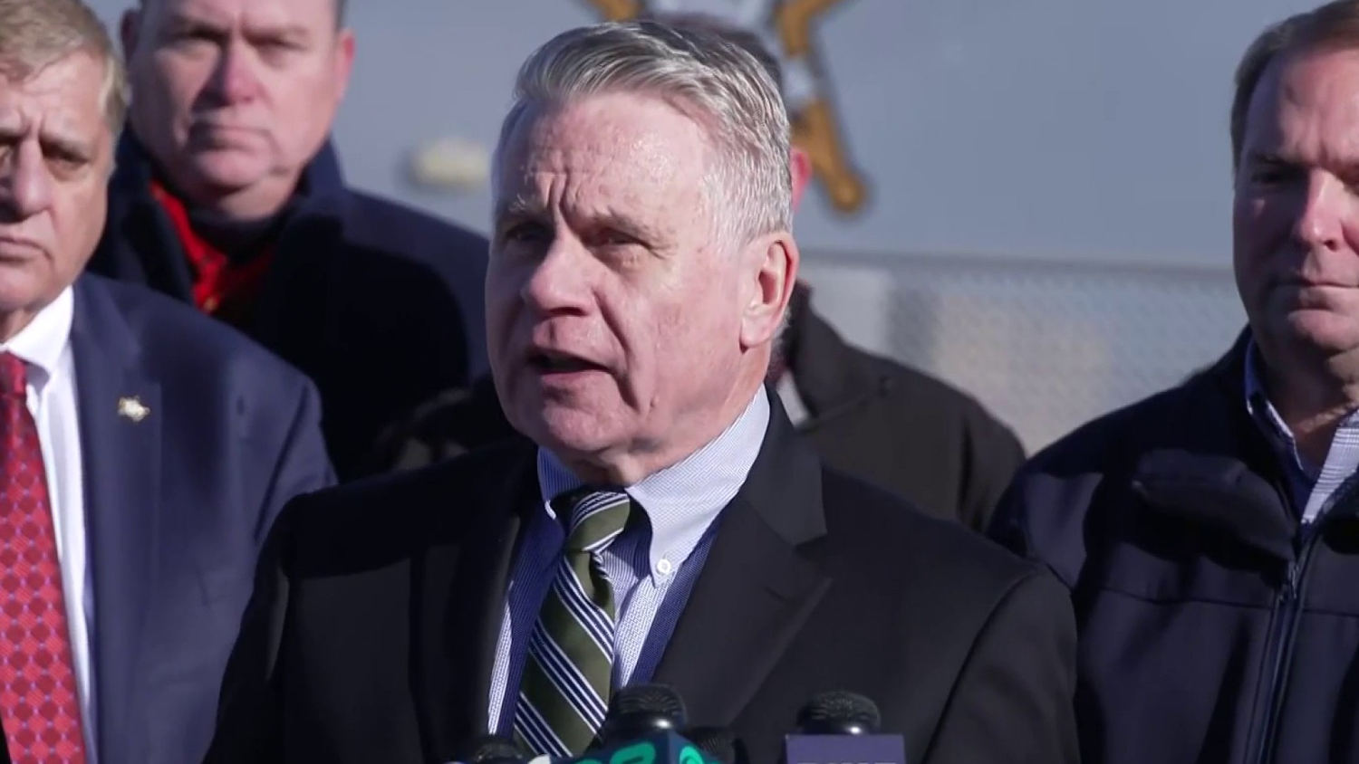 New Jersey officials call out federal government over response to drone sightings