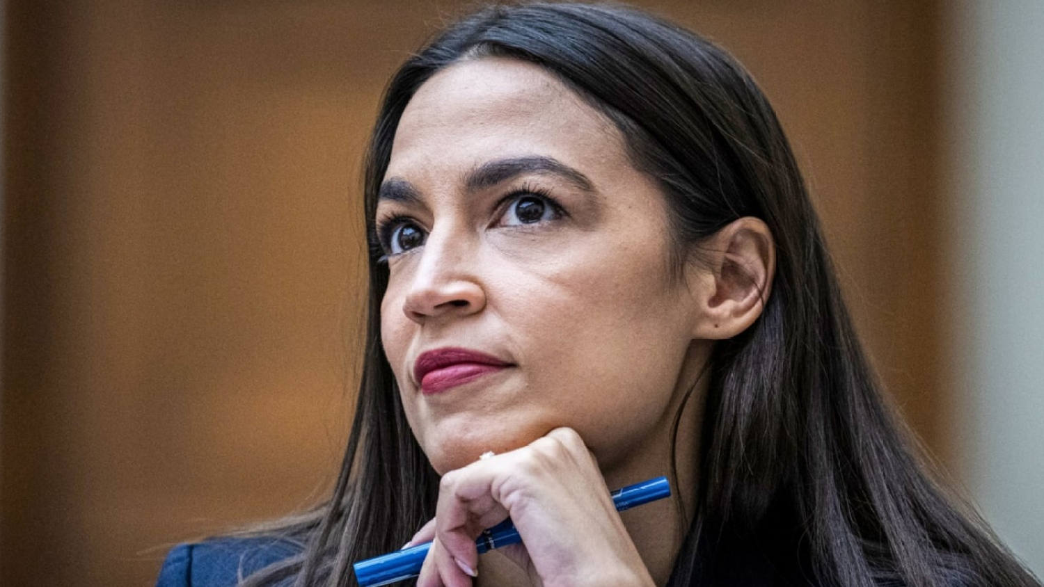 Democrats ‘missed opportunity’ to put media-savvy AOC in leadership position: Podcast host