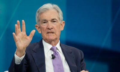 Trump kicks off new fight with Powell