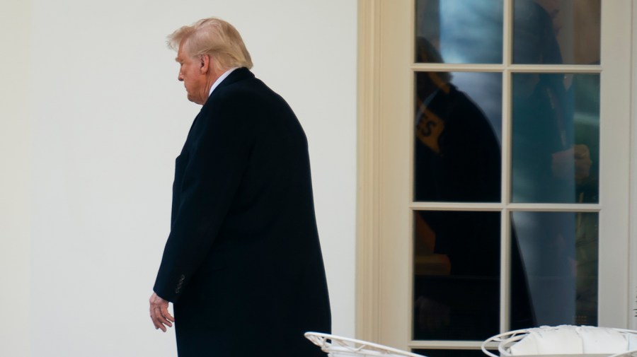 Most say misusing campaign funds, dodging subpoenas worst behavior for a president: Poll