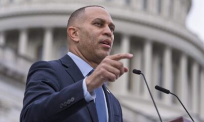 Jeffries: It’s important to have ‘strong, determined and dignified Democratic presence’ at Trump address