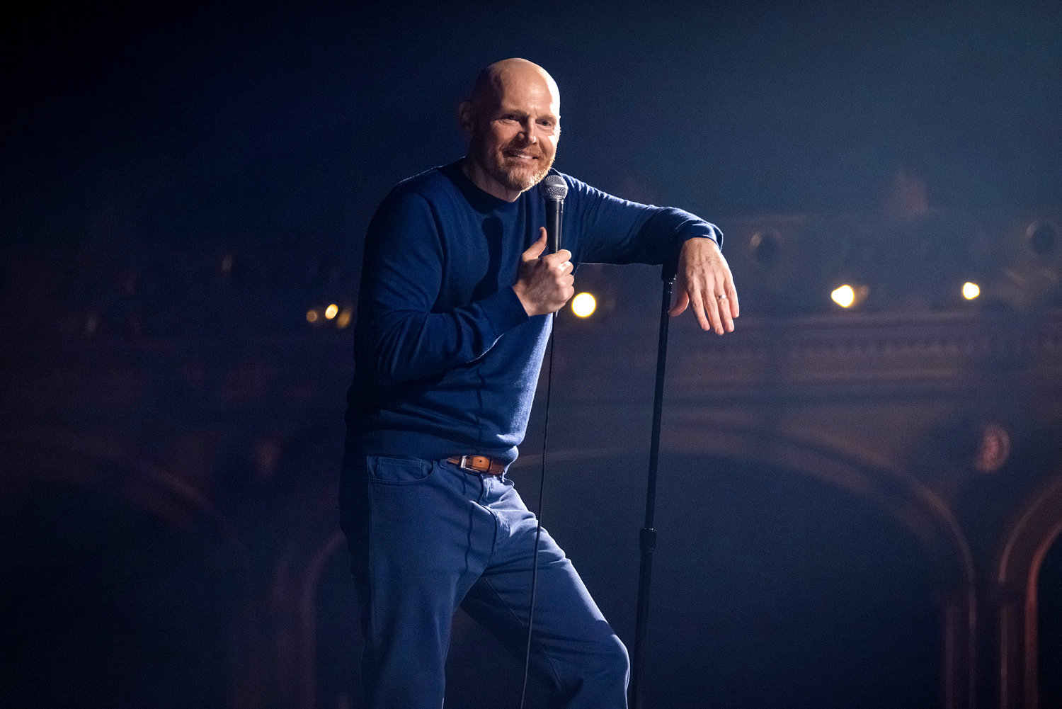 What sets Bill Burr apart from the comedic manosphere