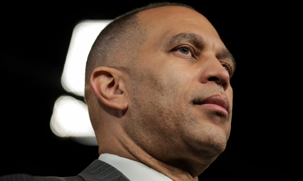 Hakeem Jeffries makes it clear he’ll stand by incumbent House Dems
