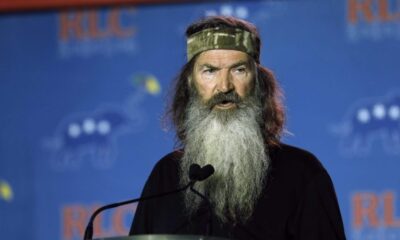 Duck Dynasty star Phil Robertson, 79, dies