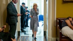 GOP senators appear to have deal to allow FBI to stay in DC