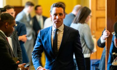 Senate panel advances bill to ban congressional stock trading