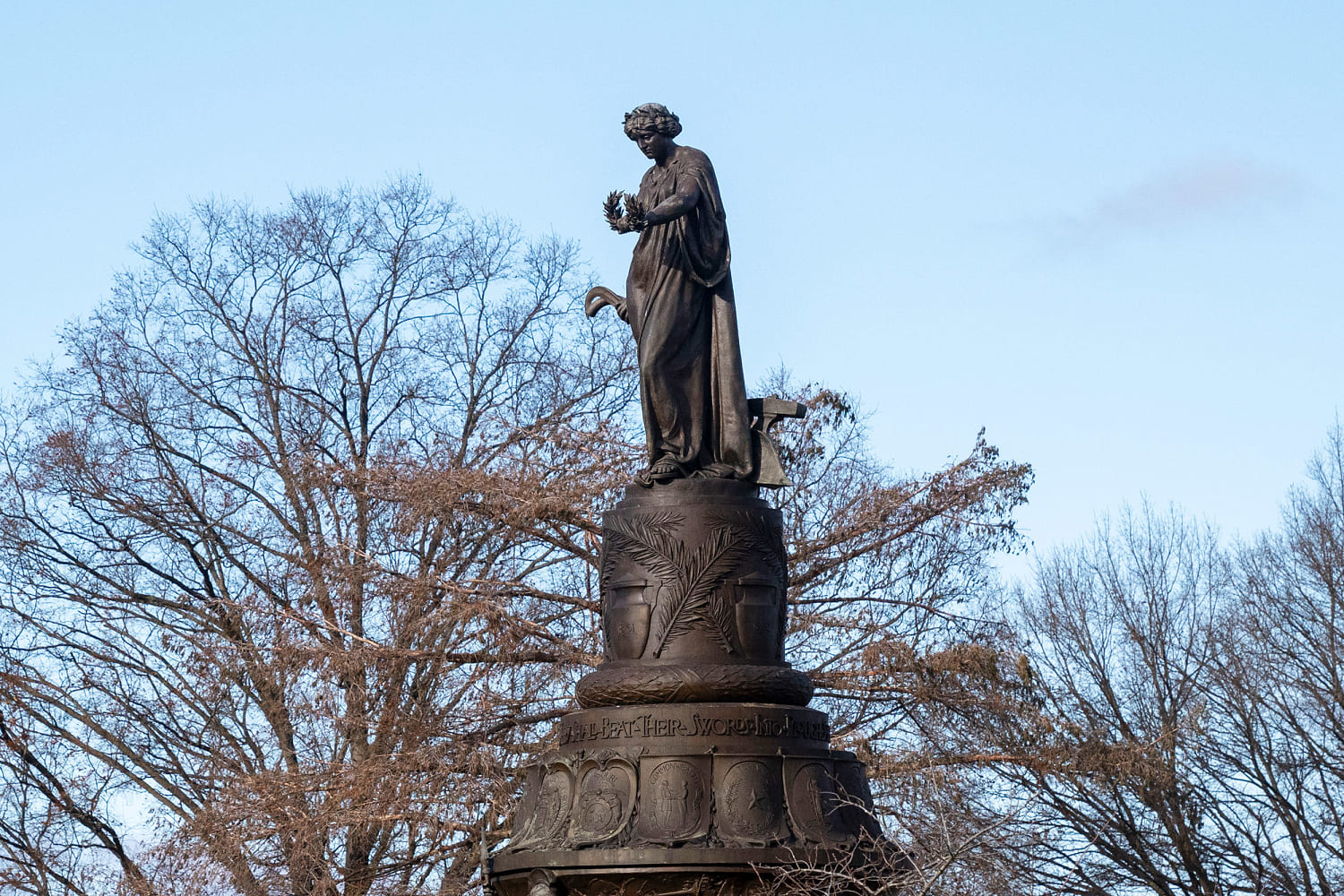 With support for a Confederate monument, Pete Hegseth’s culture war crusade intensifies