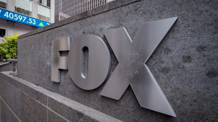 Fox and YouTube TV reach short-term carrier deal