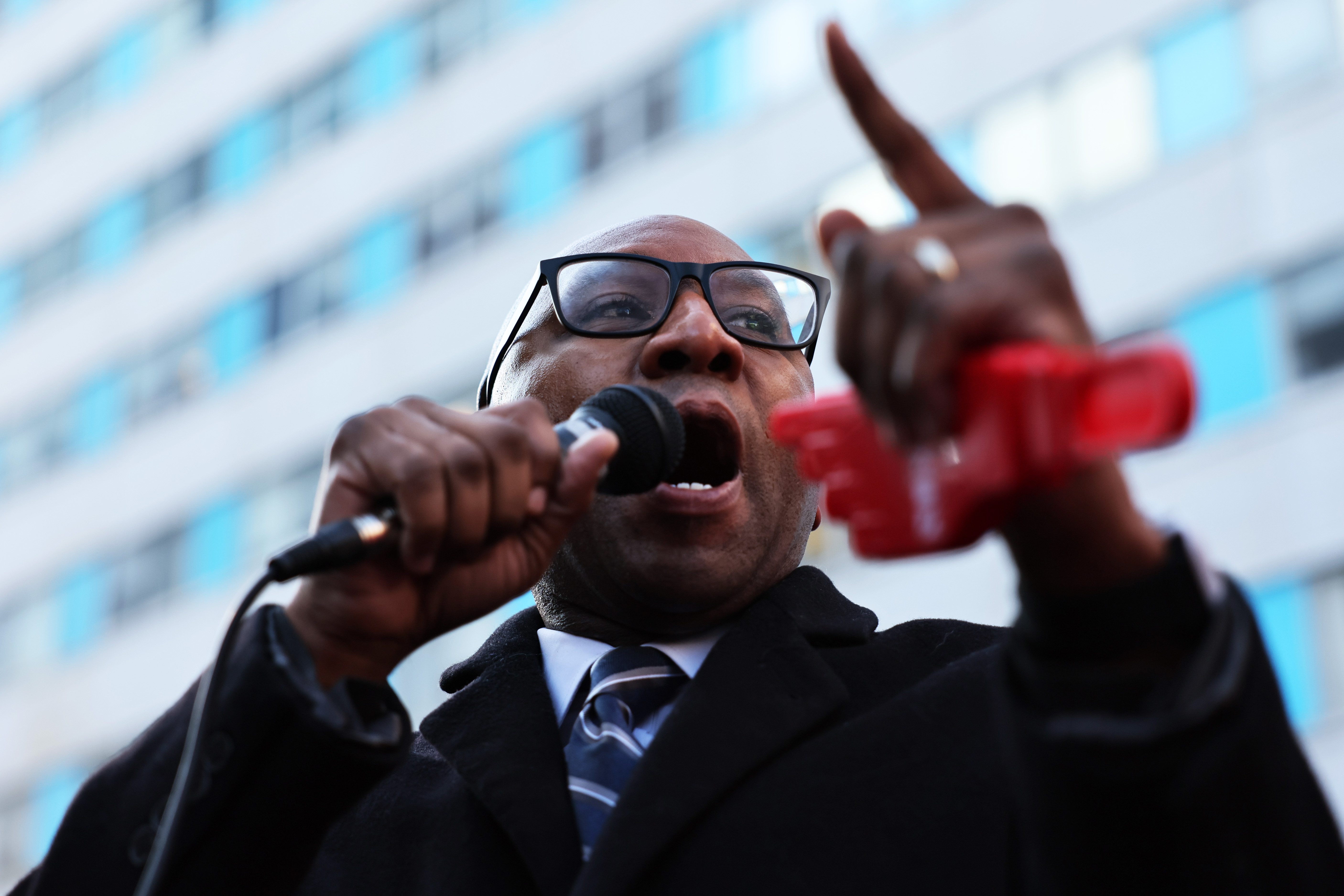 Queens Borough President Donovan Richards promised to help Zohran Mamdani turn out Black voters in November.