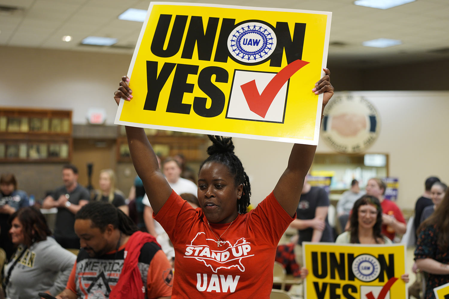 The straightforward reason why Americans struggle to unionize the workforce