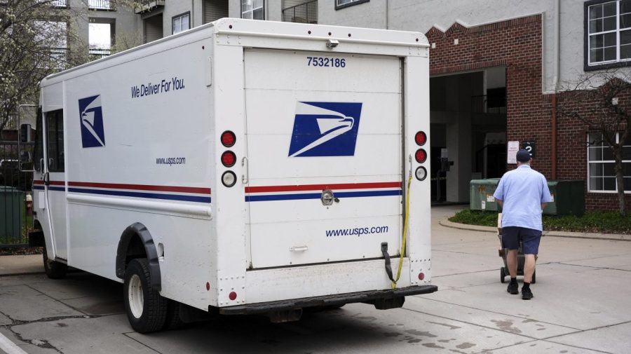 Postal deliveries from world to US drop 80 percent after Trump’s de minimis lift