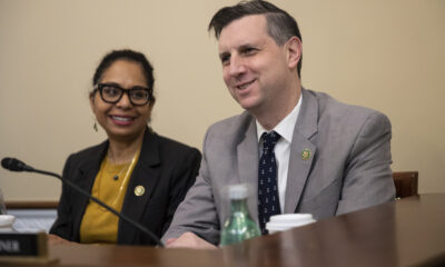 Congress eyes stock-trading ban — with tax break sweetener