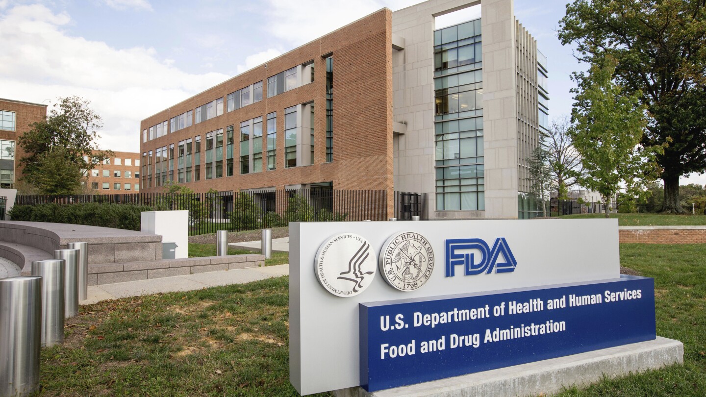 Trump’s plan for a drug advertising crackdown faces many hurdles