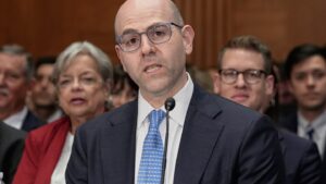 Senate approves White House economist to serve on Federal Reserve board