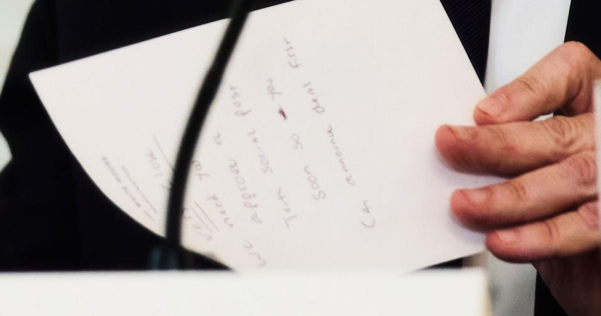 AP photos show Rubio’s urgent note to Trump before announcement of Mideast peace deal