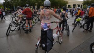 Naked bike riders demonstrate against troops in Portland…