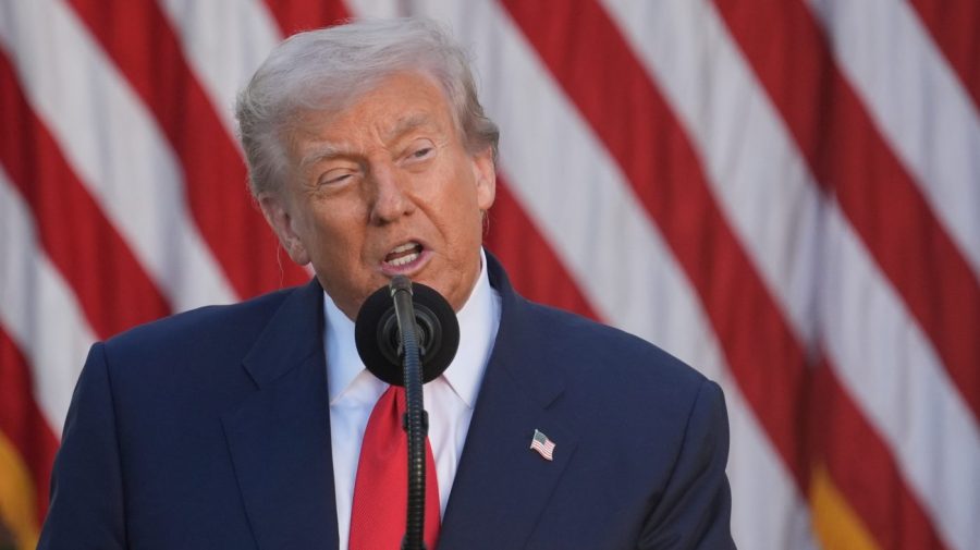 Trump hosts ballroom donors for White House dinner