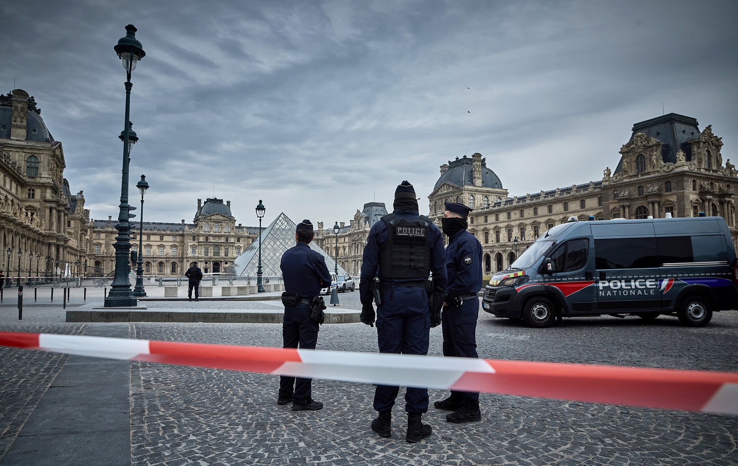 There’s a reason the world can’t seem to look away from the breathtaking Louvre heist
