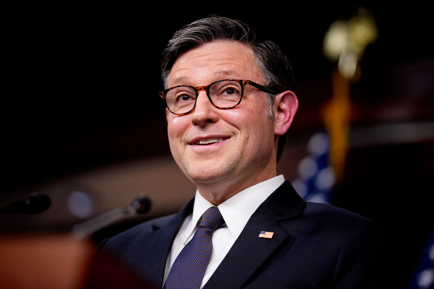 After 43 days in the dark, Congress turns the government’s lights back on