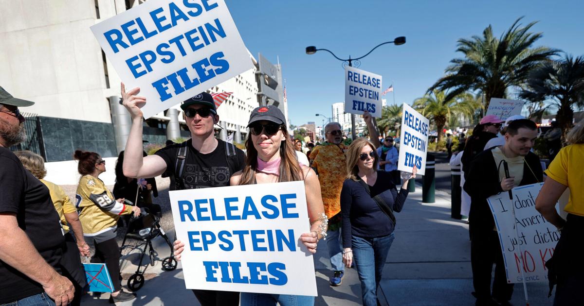 In reversal, Trump says House Republicans should vote to release Epstein files