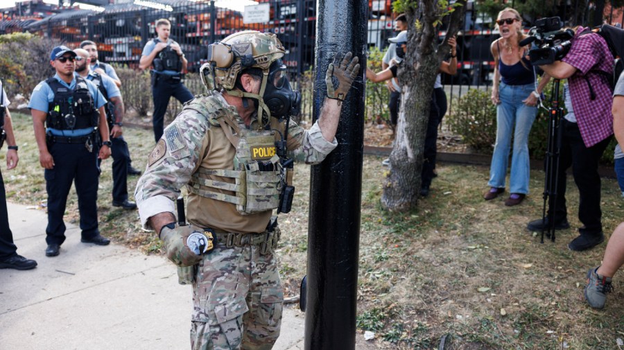 Feds drop charges against Chicago woman shot by Border Patrol