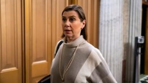 Slotkin: Trump should ‘button it up’ over troops furor