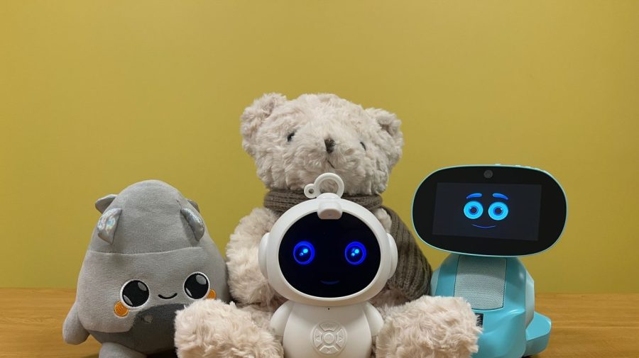 Advocacy groups urge parents to avoid AI toys this holiday season