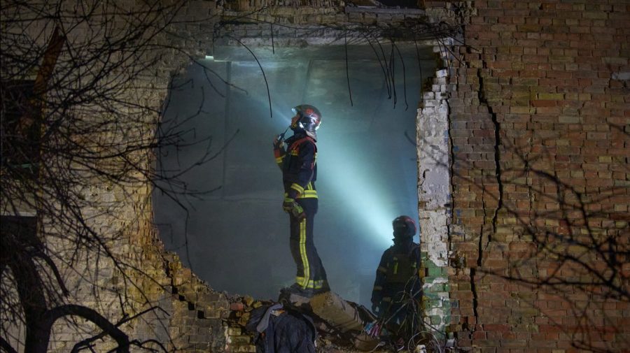 Russia kills at least 3 in Ukraine ahead of diplomatic talks in US