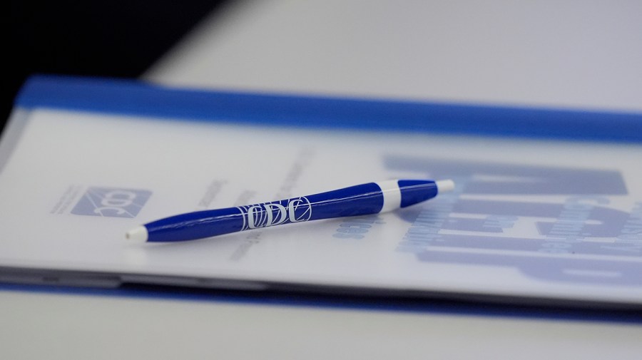 American Medical Association trustee denounces CDC panel’s vaccine vote as ‘reckless’