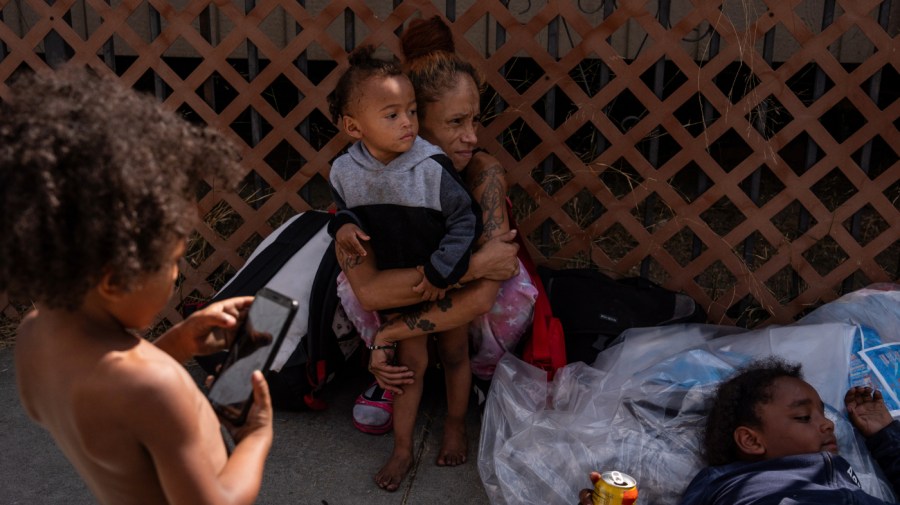 We can reclaim our streets without criminalizing homelessness