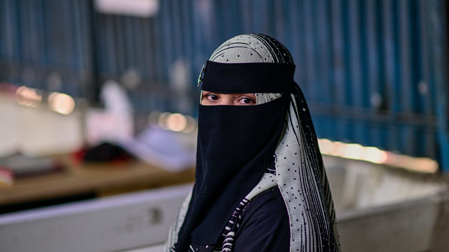 US aid cuts are contributing to exploitation of Rohingya children