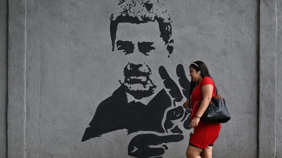 US citizens in Venezuela advised to leave ‘immediately,’ beware of militias