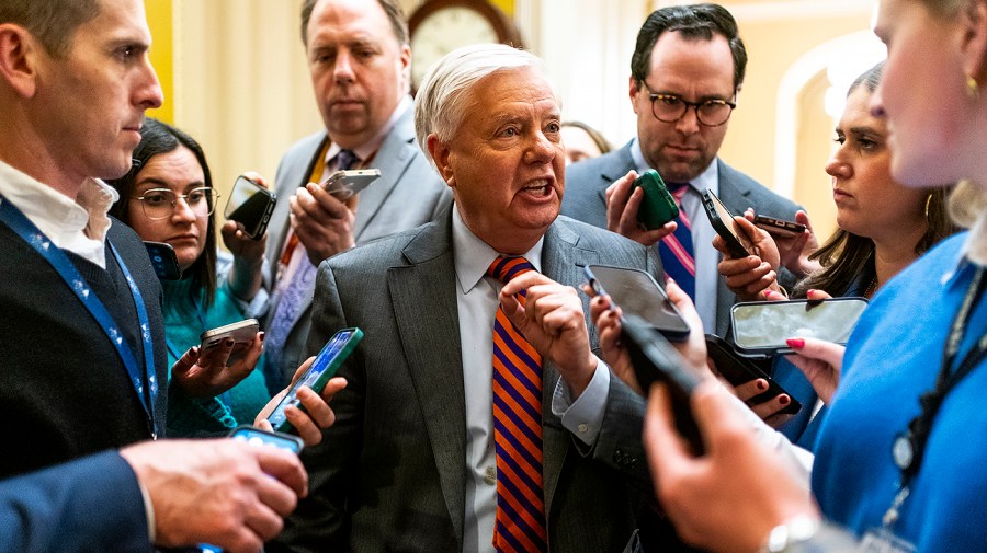Live updates: Senate punts funding vote as shutdown deadline looms