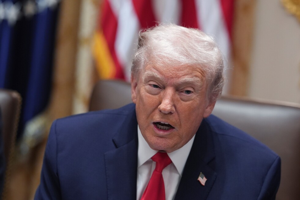 Trump reopening Venezuelan airspace for commercial travel