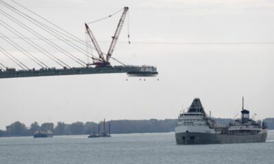 Trump threatens new bridge between Detroit and Canada