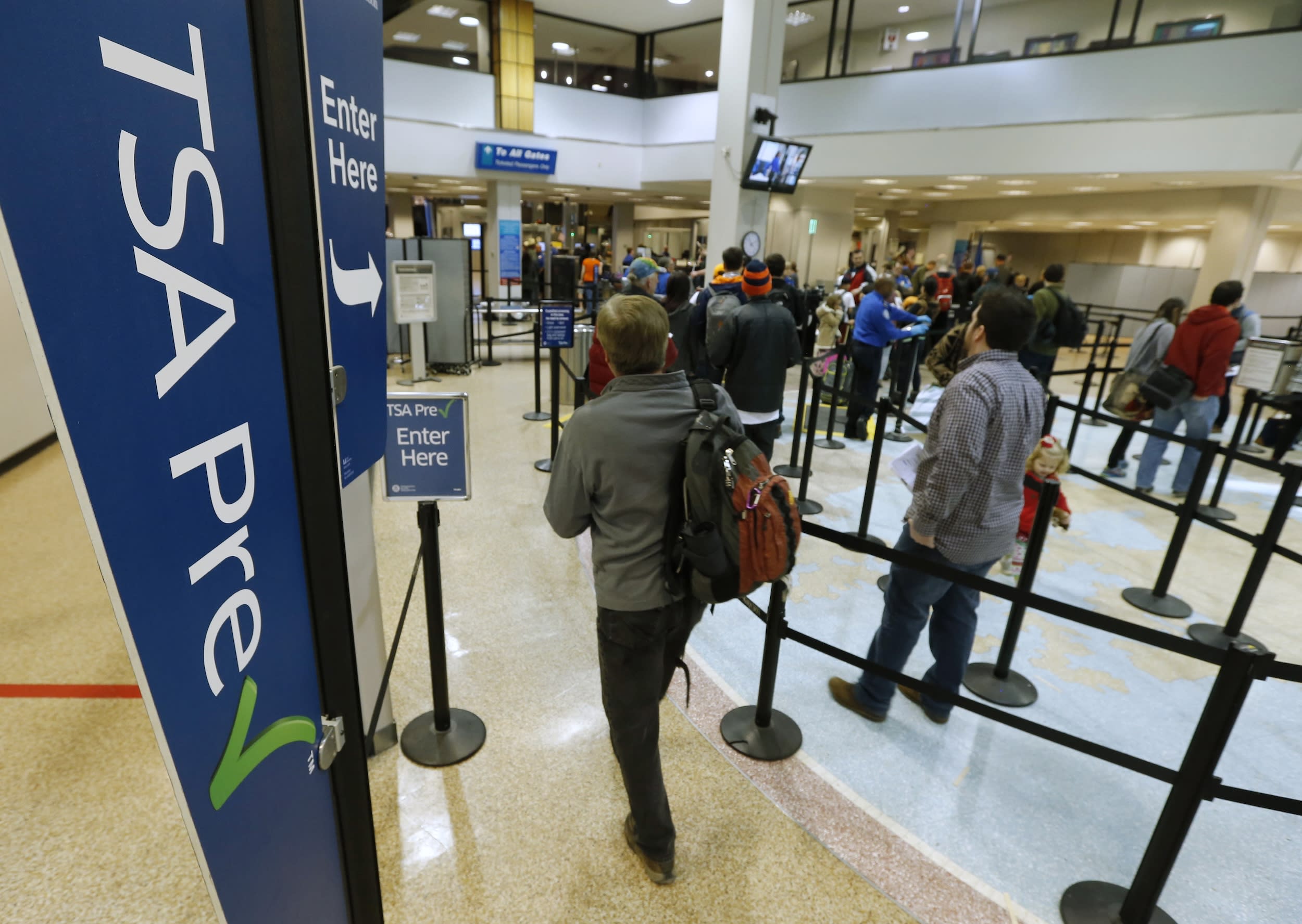 TSA announces PreCheck is open, hours after DHS said it would close amid shutdown