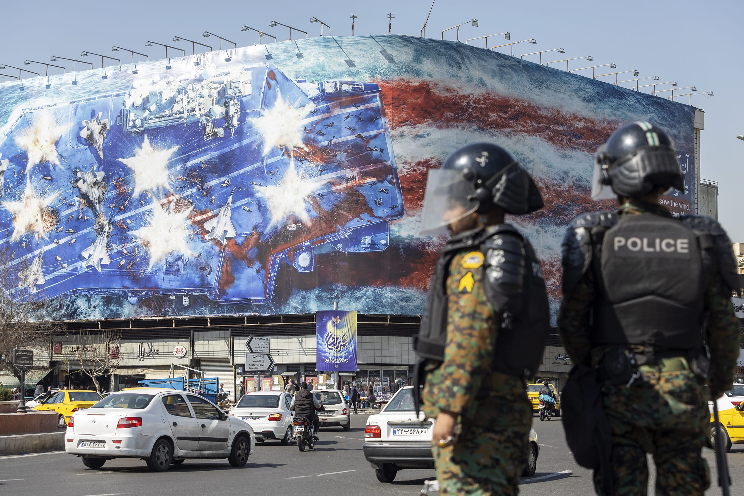 Trump to brief ‘Gang of 8’ as Iran looms over State of the Union