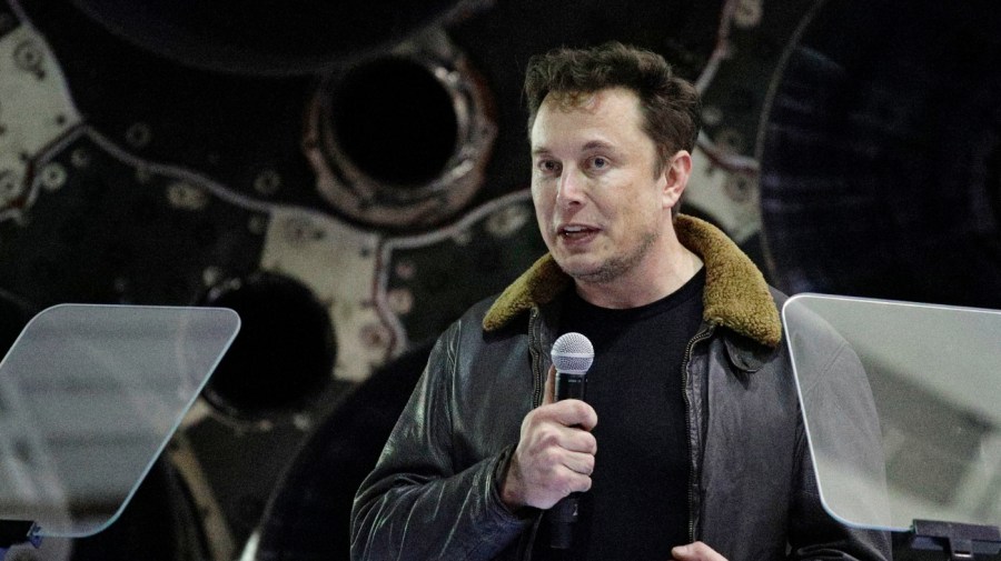 Apollo-era space colony dreams inspire Musk’s moon transport plan