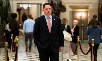 Gonzales drops reelection bid after pressure over affair