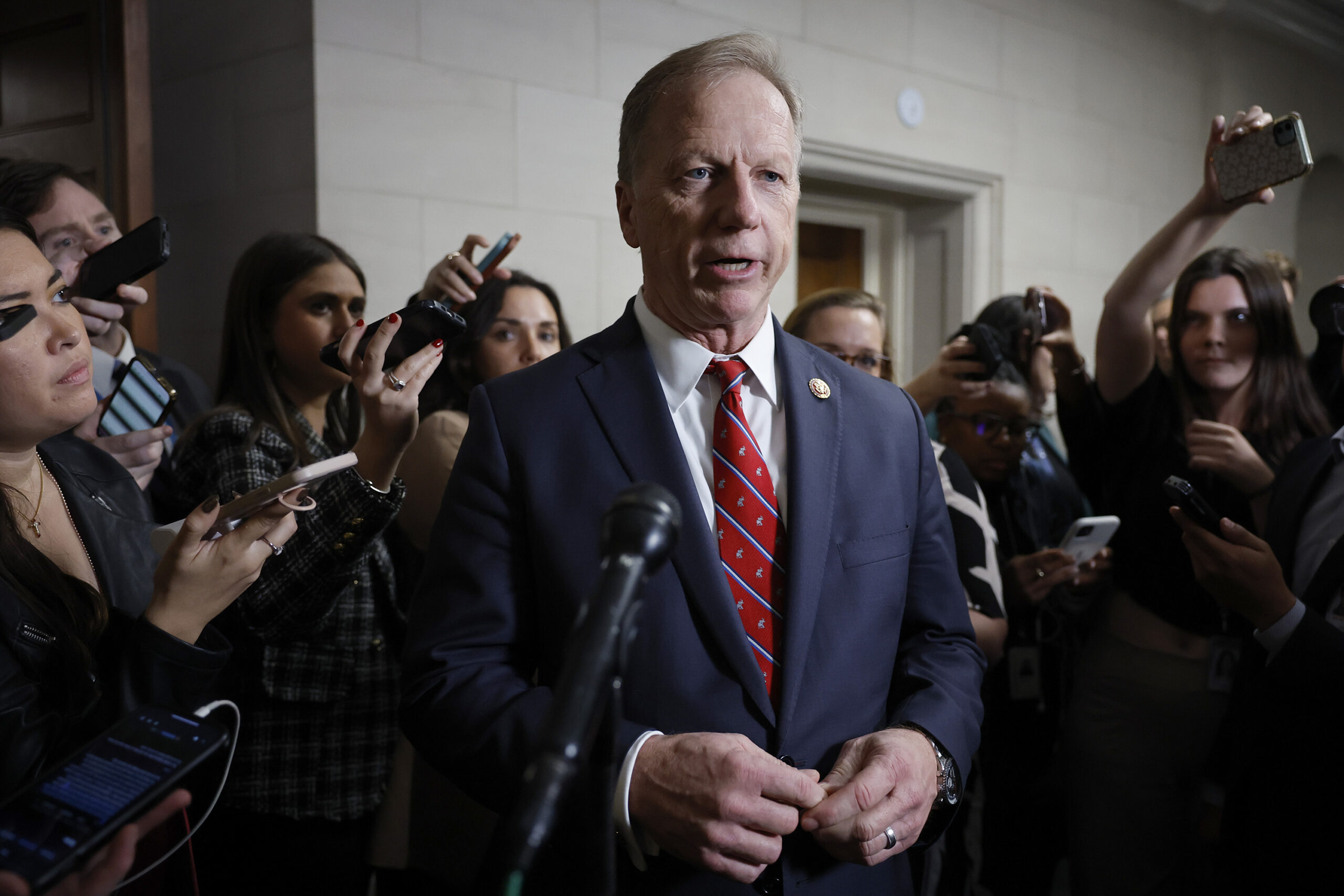 Oklahoma Rep. Hern launches bid to succeed Mullin in Senate