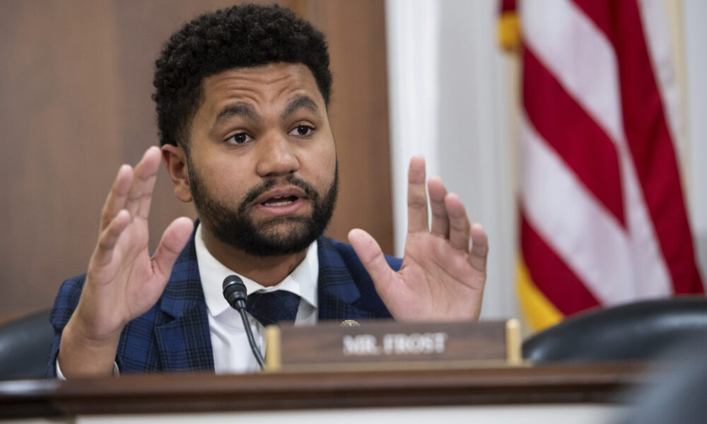 Data center moratorium gains traction among Hill progressives