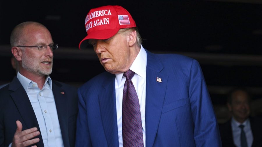 Trump says he’s ‘thrilled’ to see Brendan Carr looking at FCC licenses of news organizations