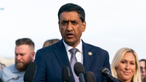 Khanna keeps door open on possible 2028 White House bid