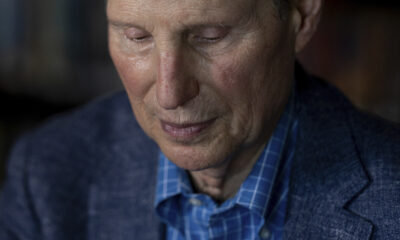 Wyden urges Democrats to back FISA privacy amendments