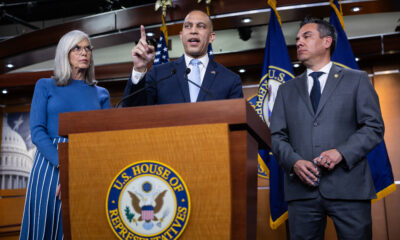 ‘Junior reporters’ pepper Hakeem Jeffries with tough questions