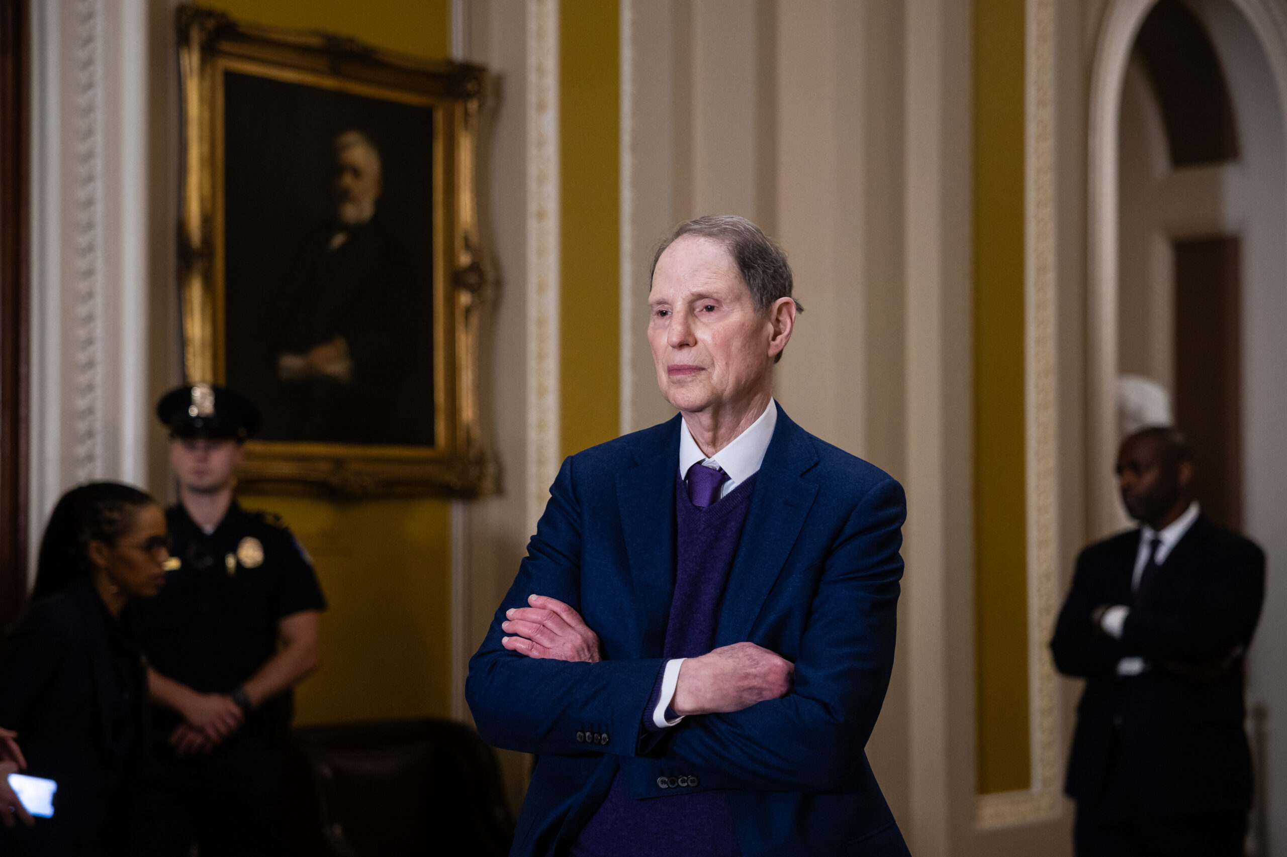 Spy-powers law gets a six-week reprieve